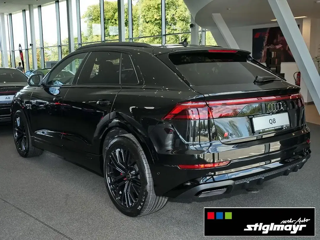 Audi Q8 - Thumbnail 2
