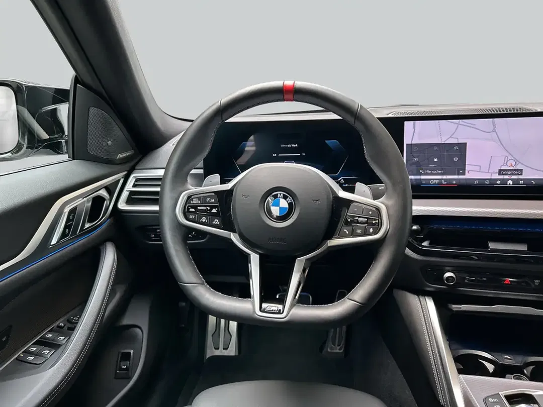 BMW M4 - Thumbnail 16