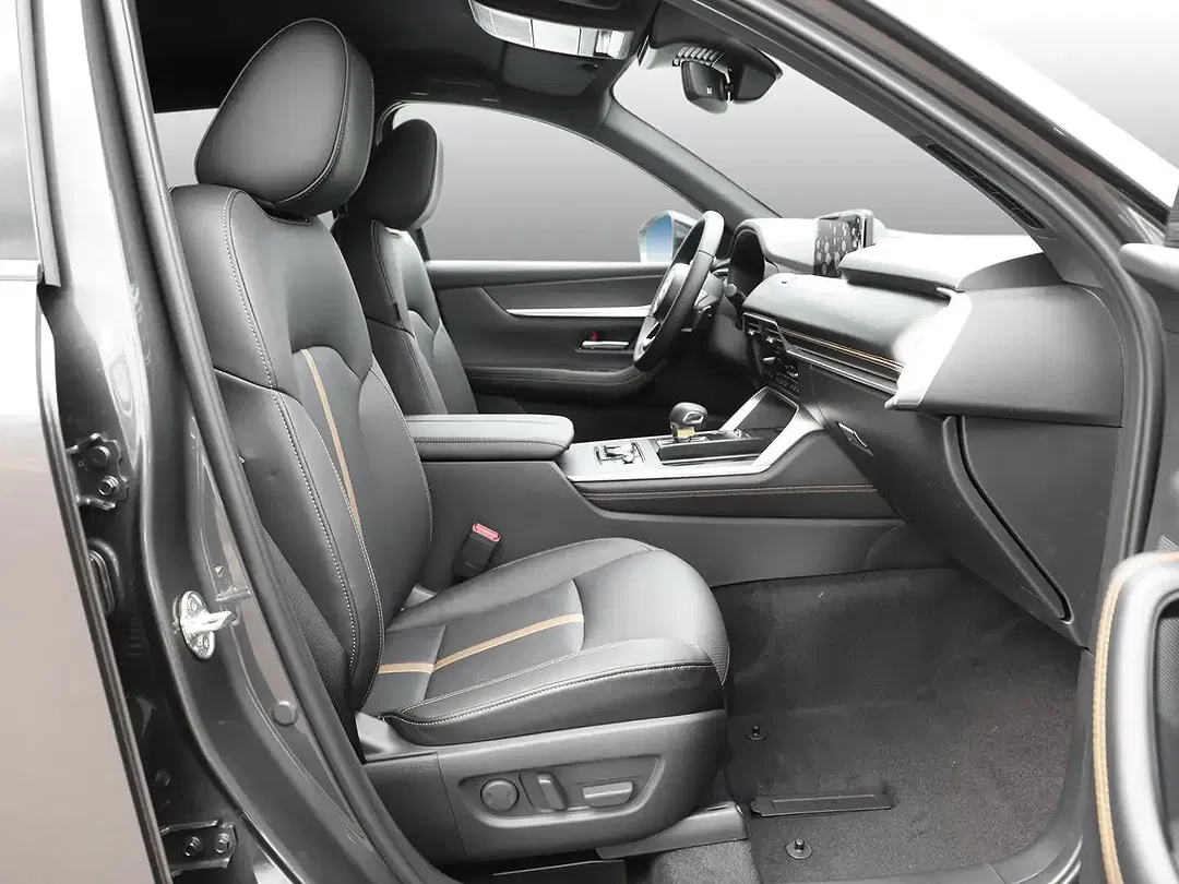 Mazda CX-60 - Thumbnail 4