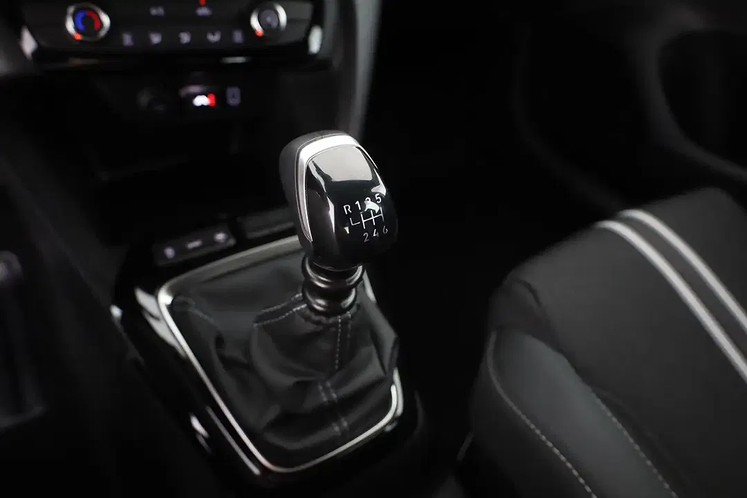 Opel Corsa - Thumbnail 13