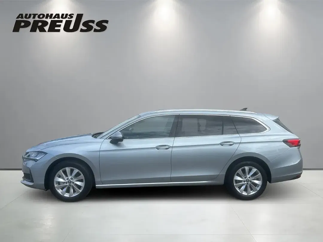 Skoda Superb - Thumbnail 2