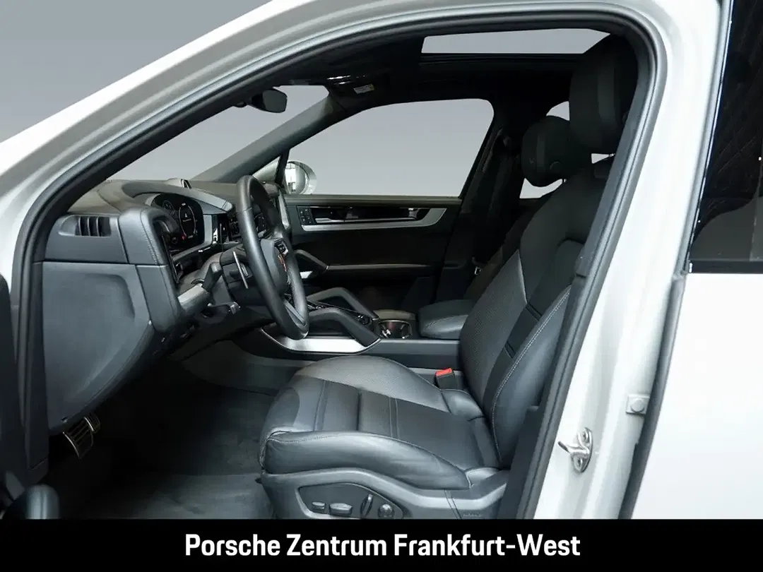 Porsche Cayenne - Thumbnail 10