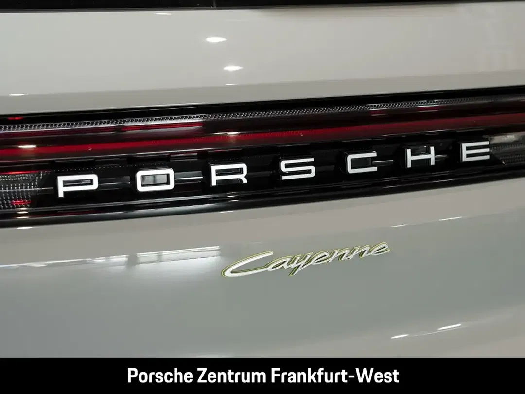 Porsche Cayenne - Thumbnail 8