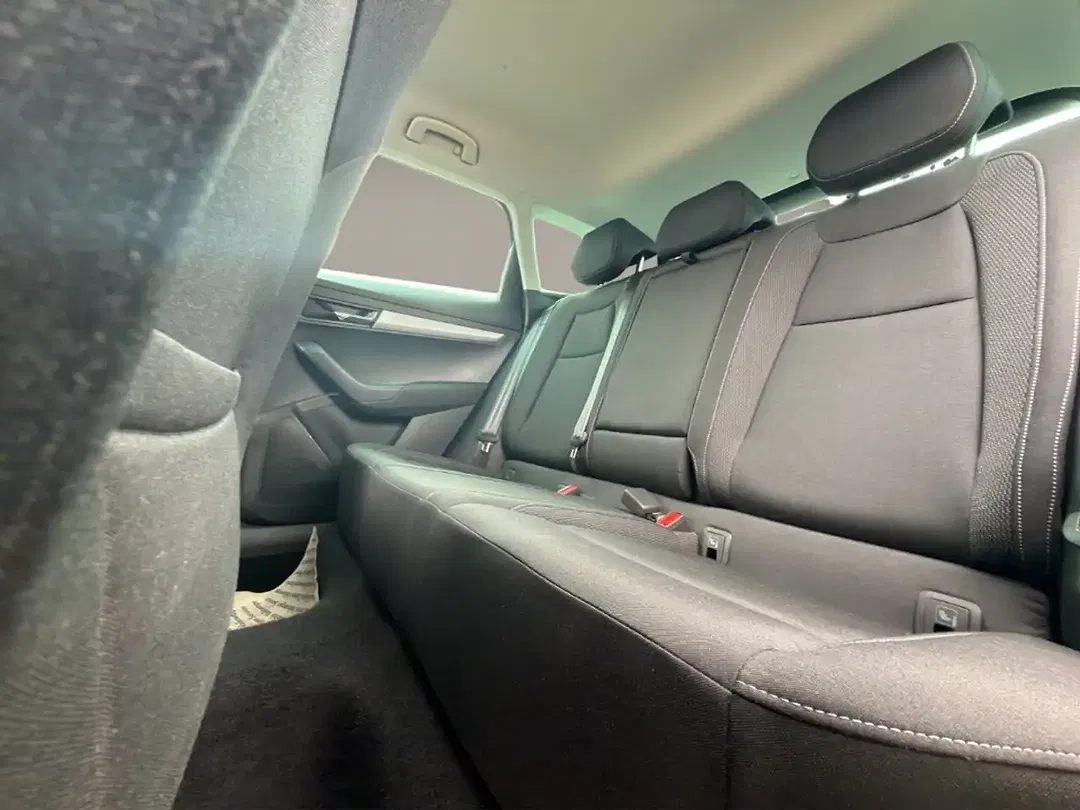 Skoda Karoq - Thumbnail 11