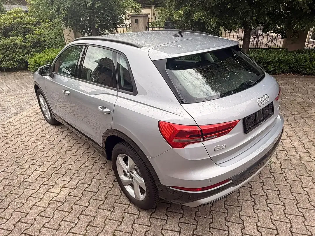 Audi Q3 - Thumbnail 10
