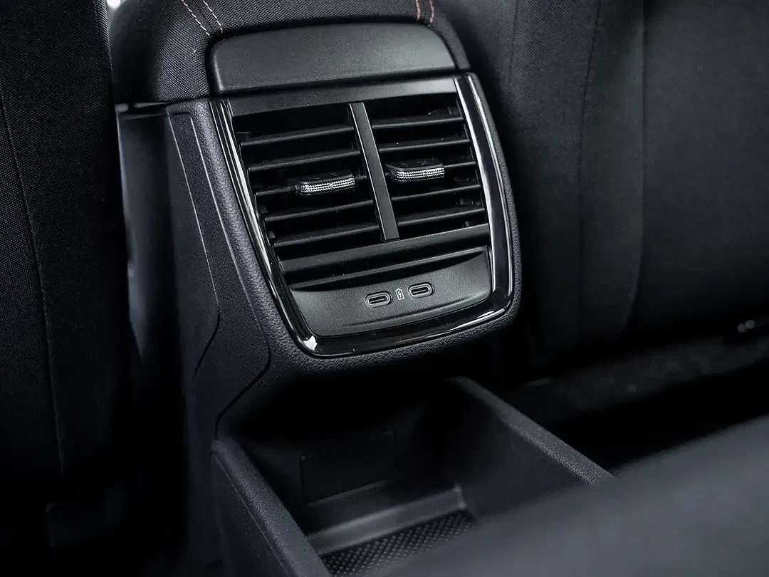 Skoda Kamiq - Thumbnail 8