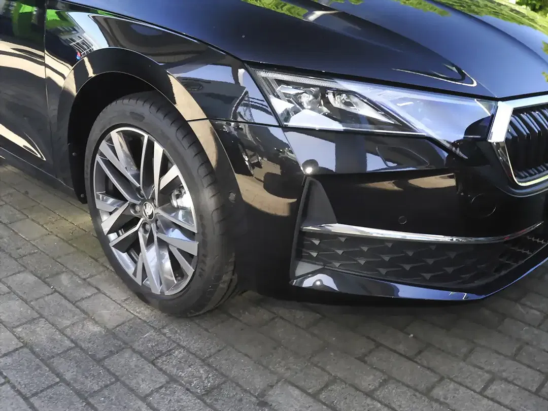 Skoda Octavia - Thumbnail 4