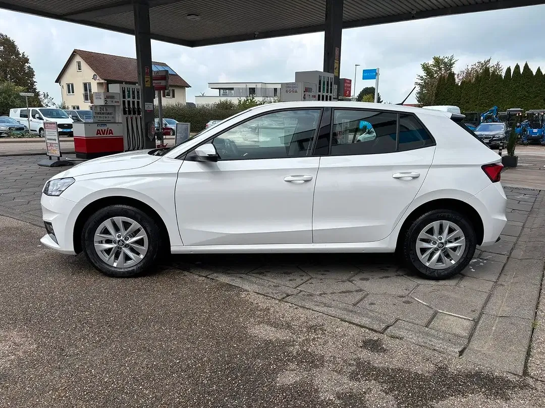 Skoda Fabia - Thumbnail 3