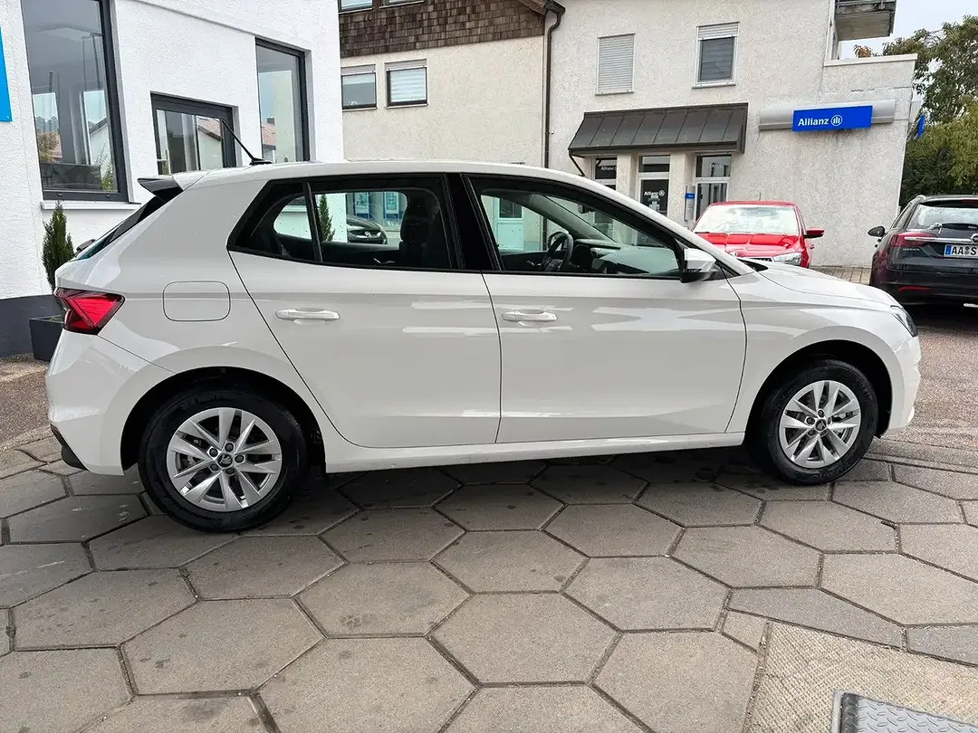 Skoda Fabia - Thumbnail 7