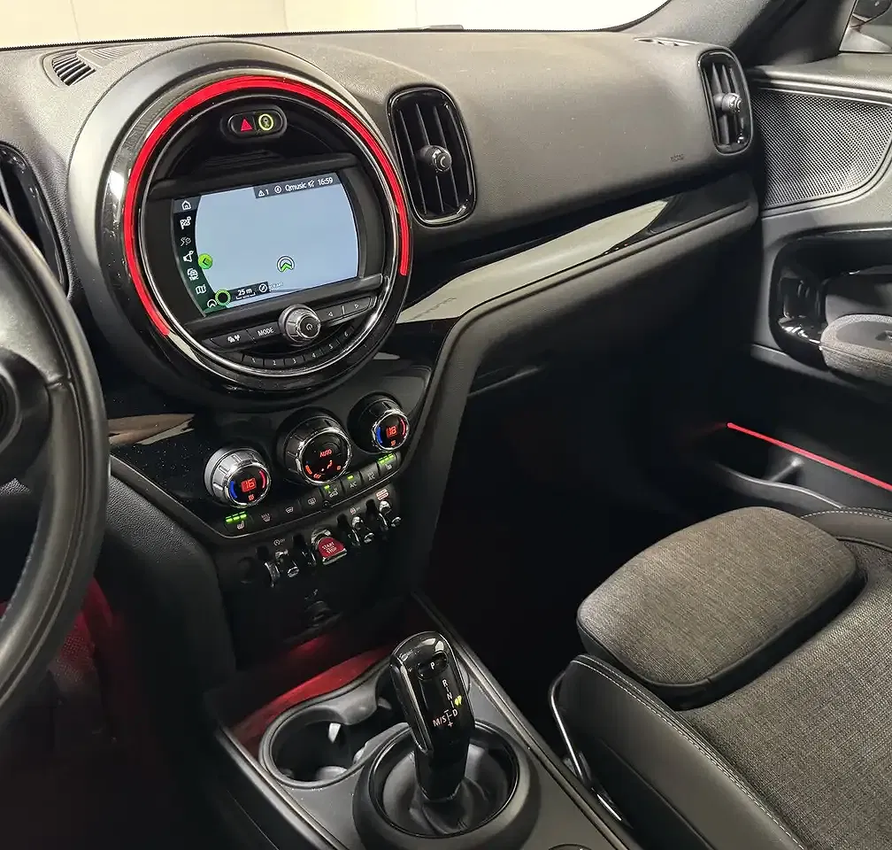 MINI Cooper Countryman - Thumbnail 12