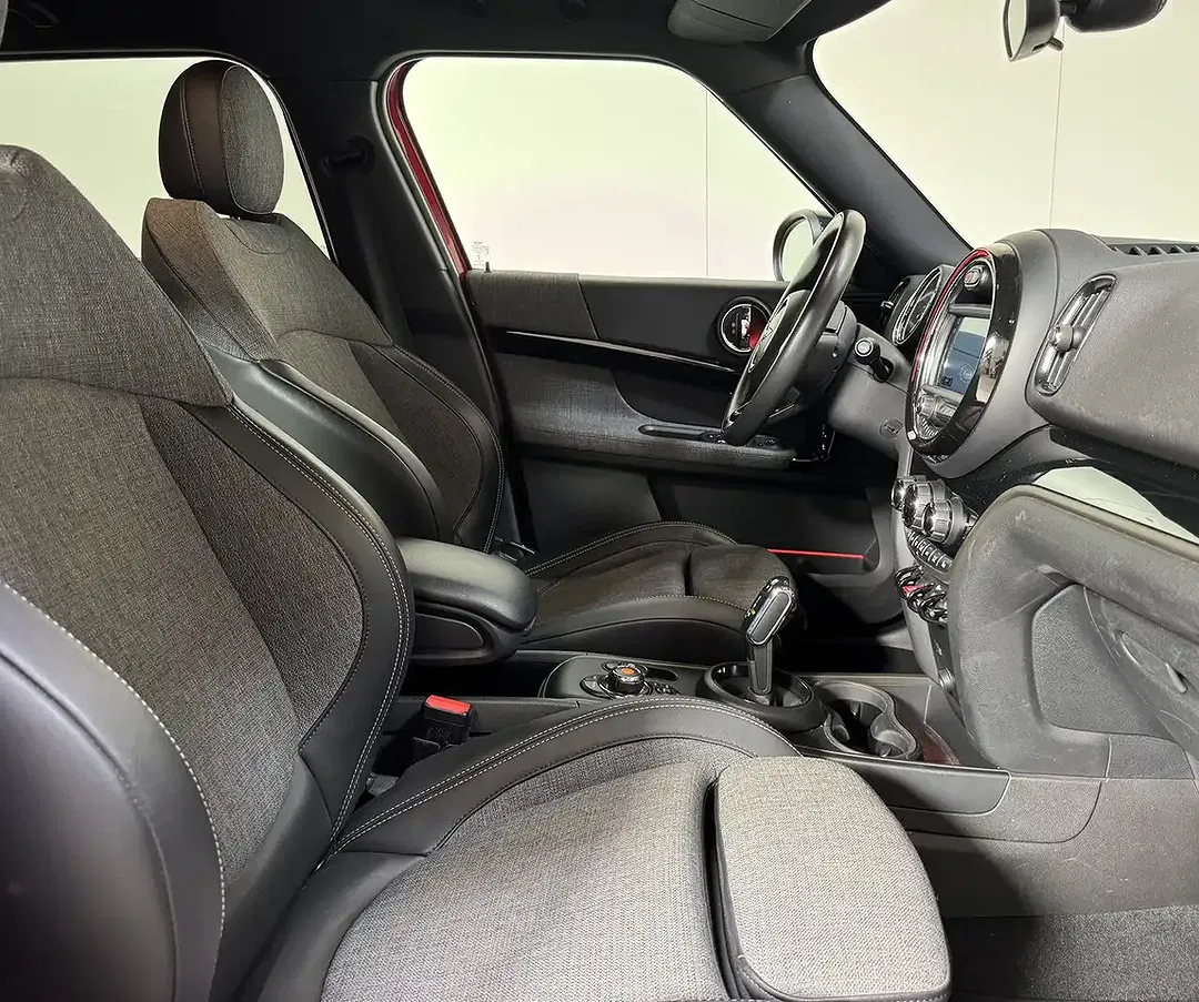 MINI Cooper Countryman - Thumbnail 2