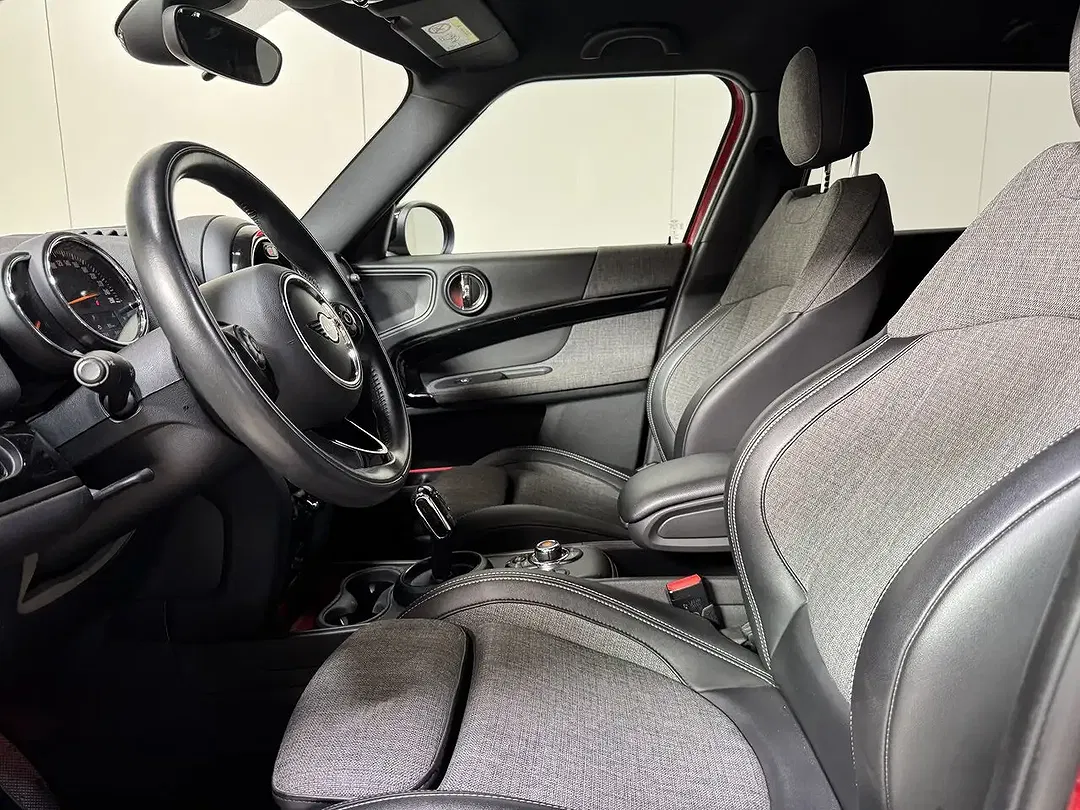 MINI Cooper Countryman - Thumbnail 9