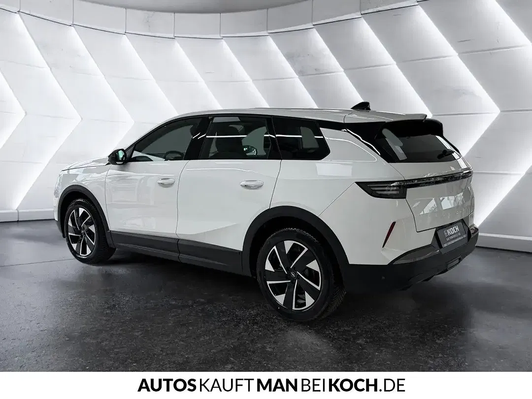 Opel Grandland - Thumbnail 2