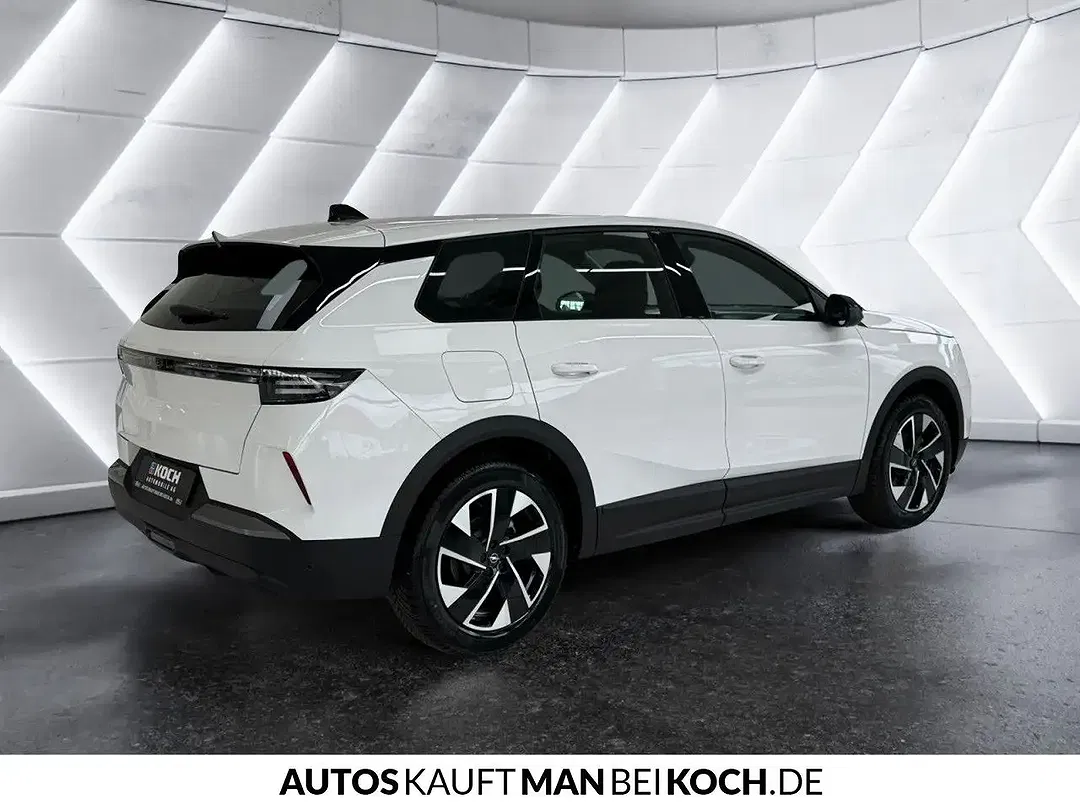 Opel Grandland - Thumbnail 3
