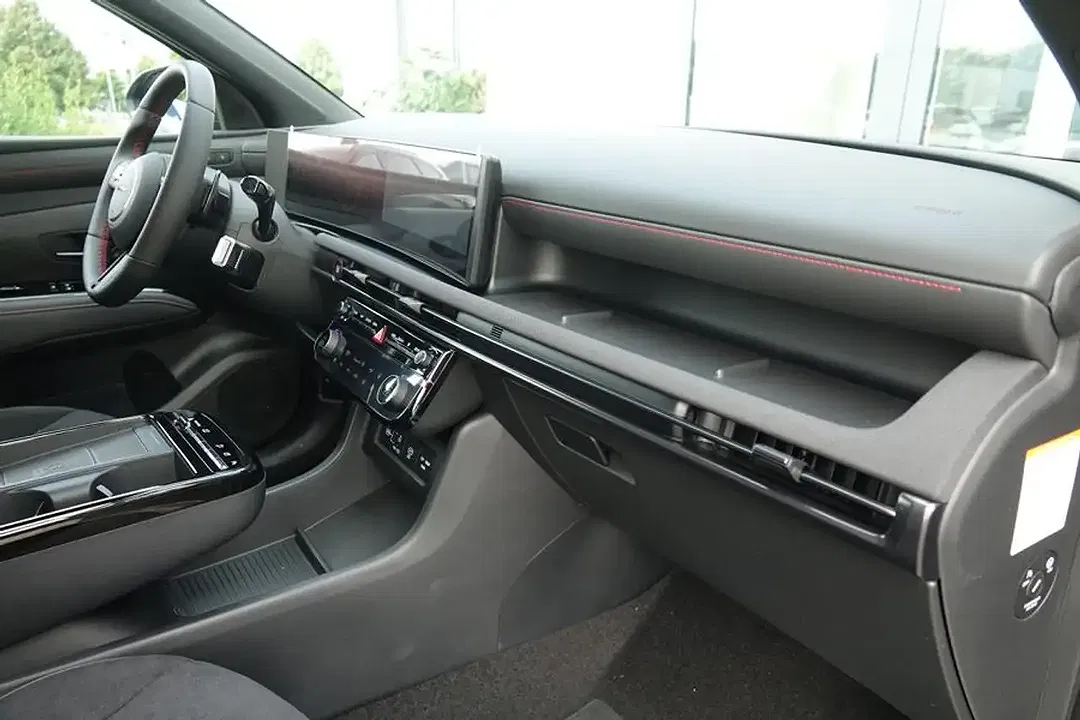 Hyundai TUCSON - Thumbnail 13