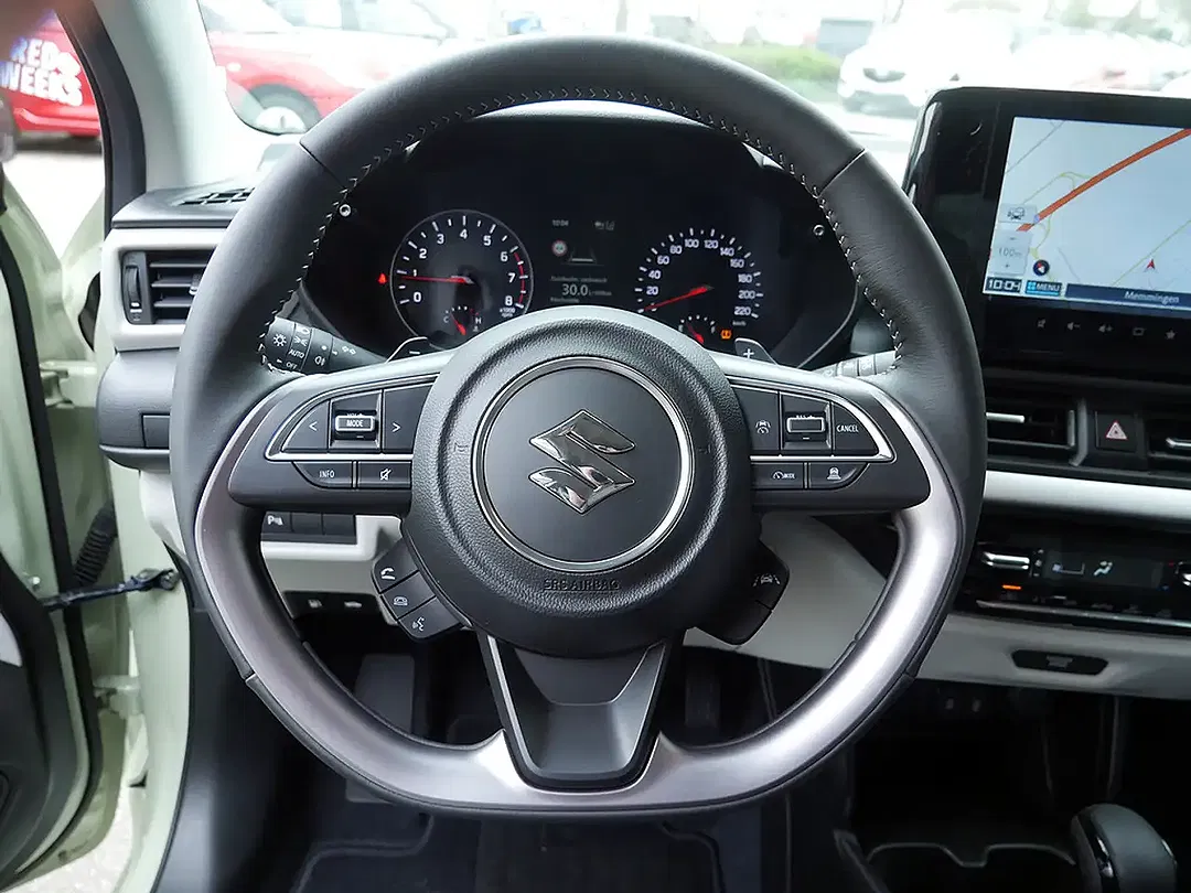 Suzuki Swift - Thumbnail 11