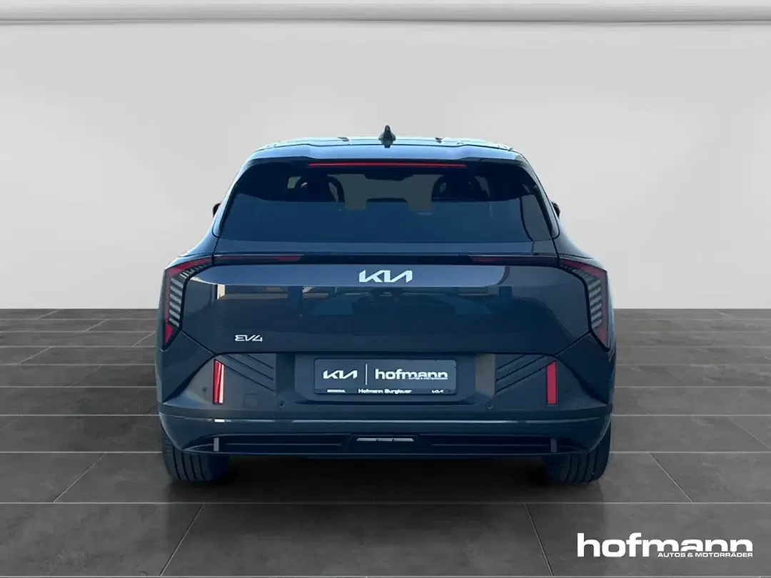 Kia EV4 - Thumbnail 4