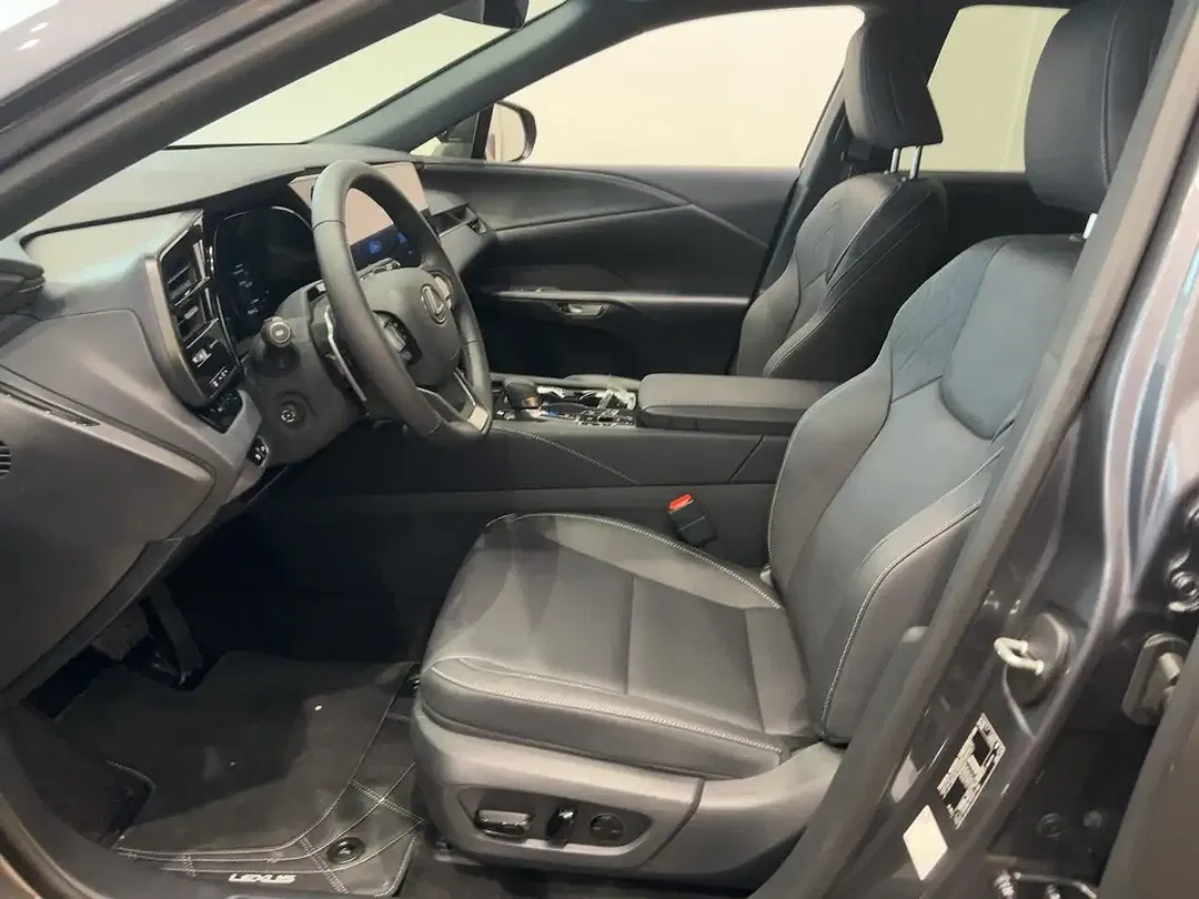 Lexus RX 450h - Thumbnail 8