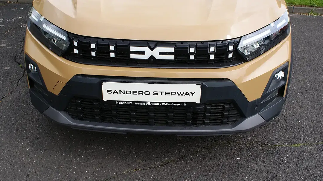Dacia Sandero - Thumbnail 4