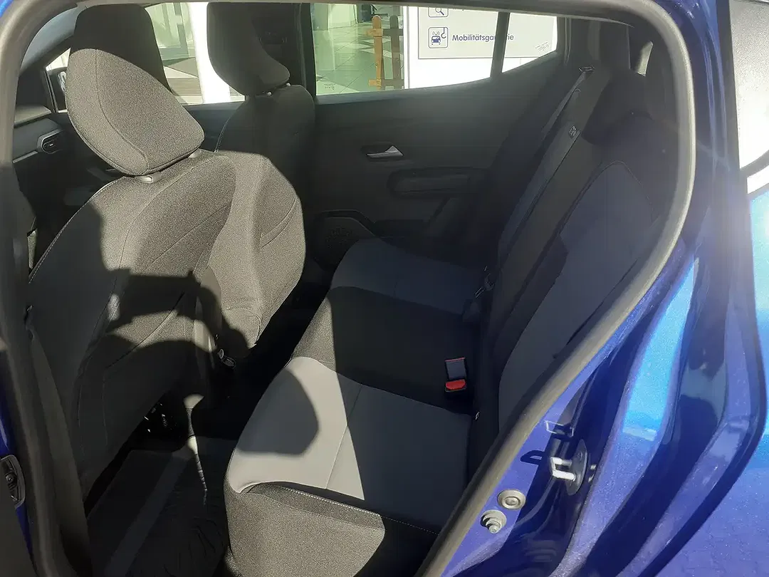 Dacia Sandero - Thumbnail 11