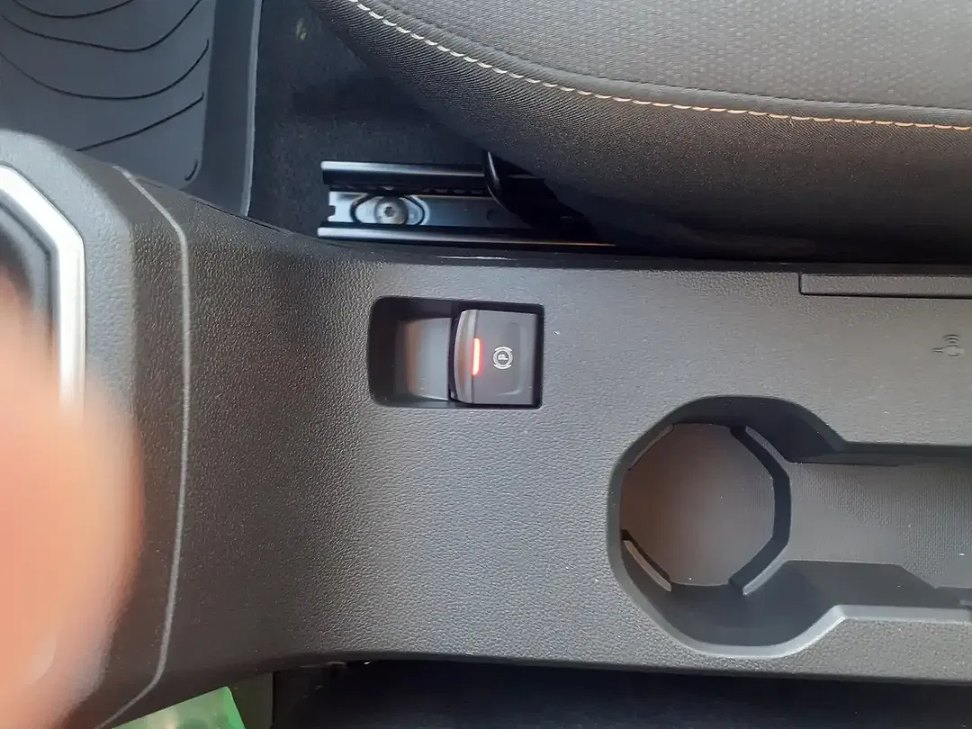 Dacia Sandero - Thumbnail 15