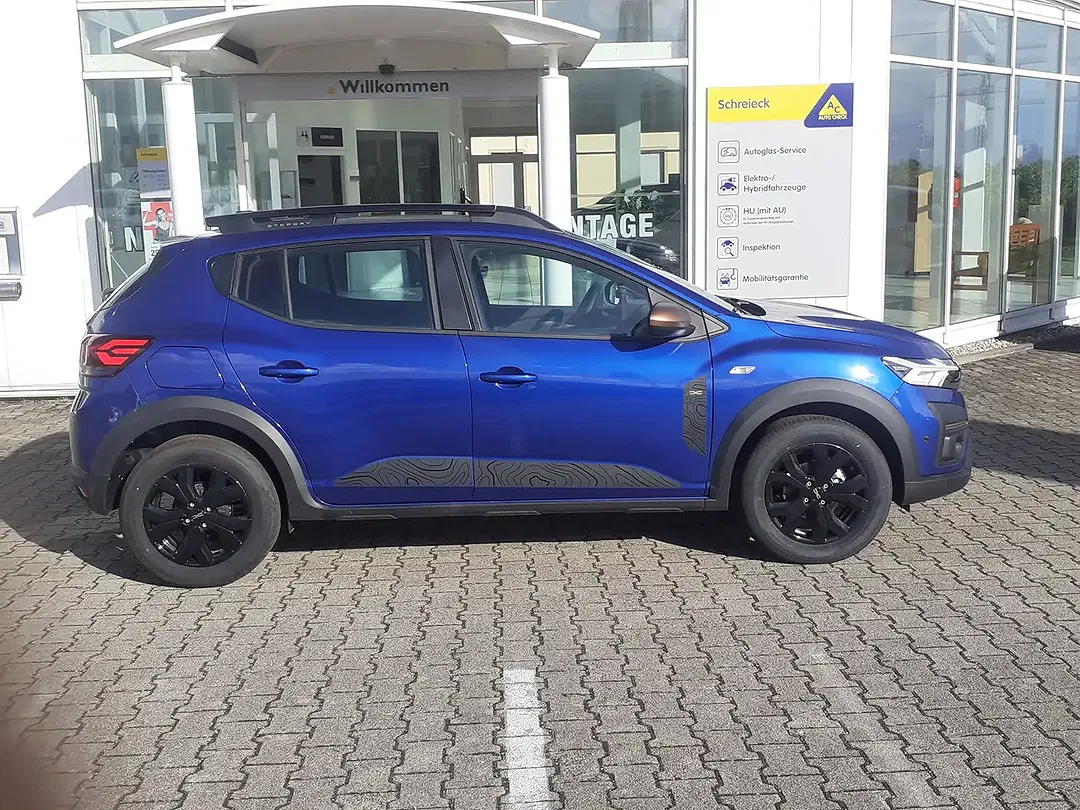 Dacia Sandero - Thumbnail 2