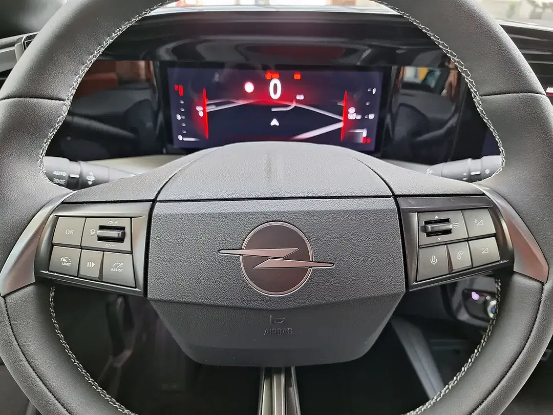 Opel Mokka - Thumbnail 12