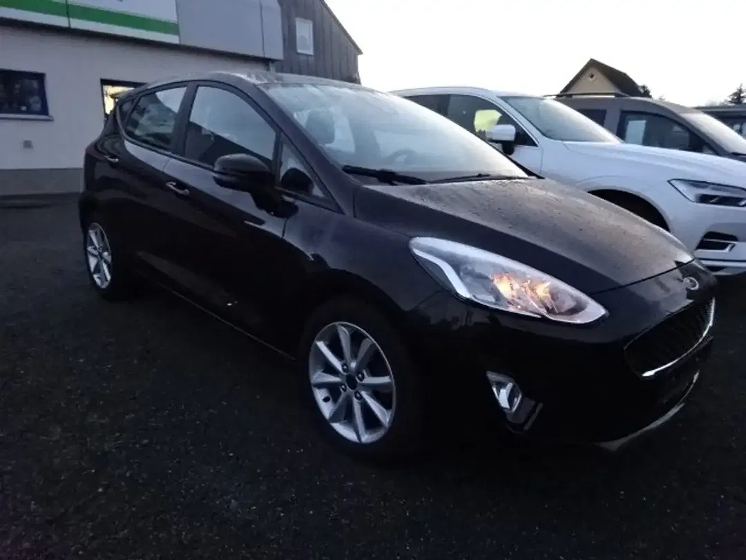 Ford Fiesta - Thumbnail 3
