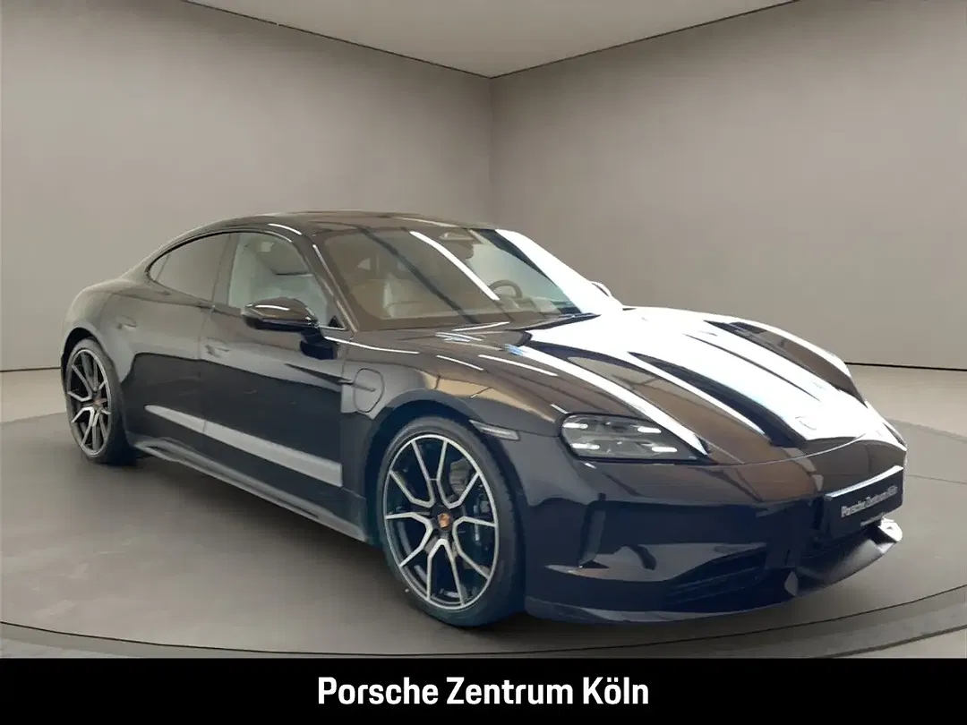 Porsche Taycan - Thumbnail 7