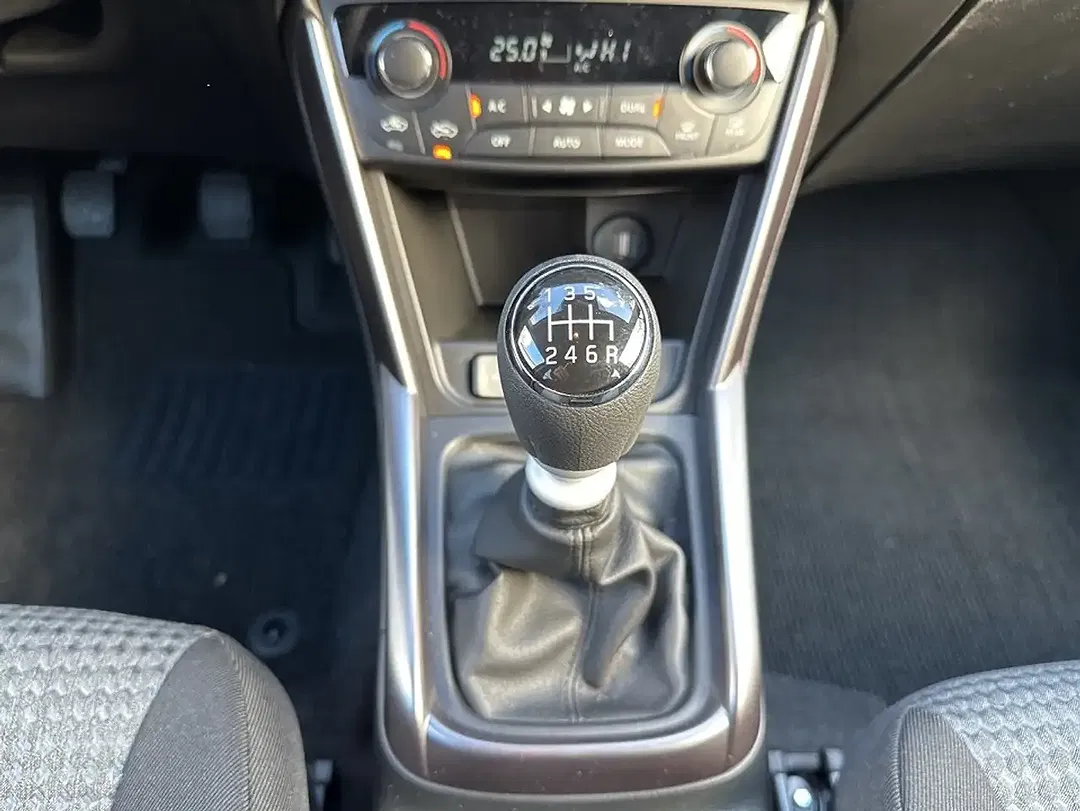 Suzuki S-Cross - Thumbnail 11