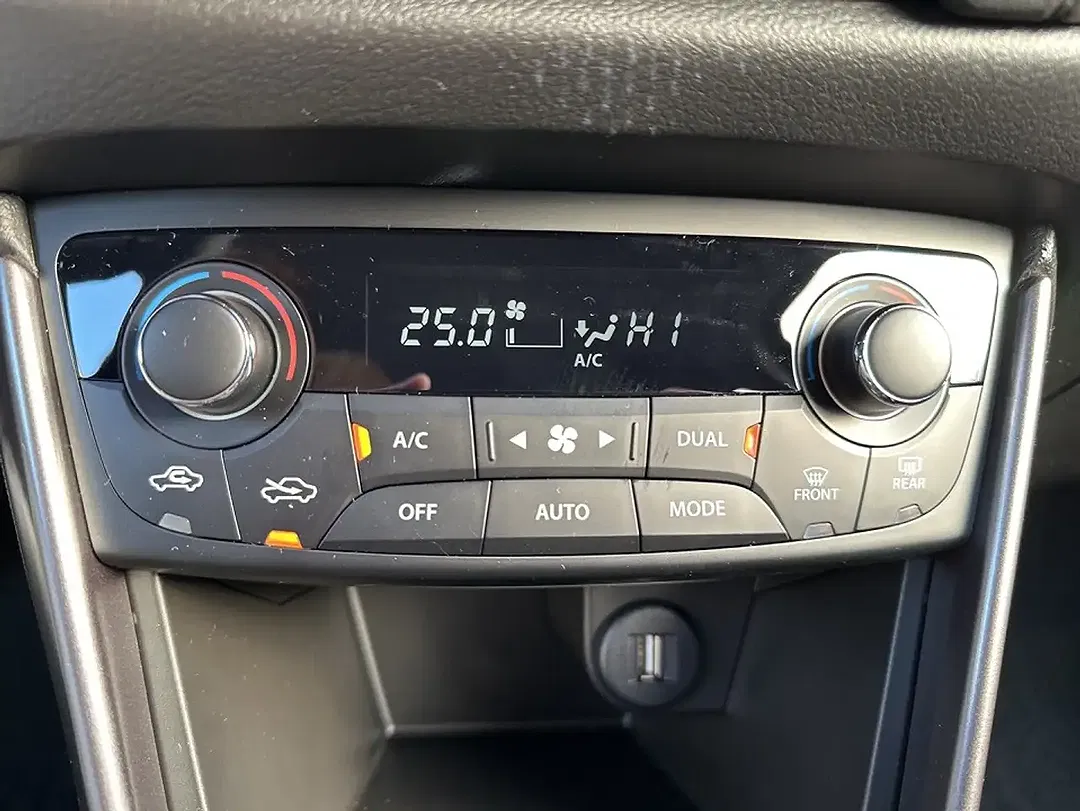 Suzuki S-Cross - Thumbnail 13