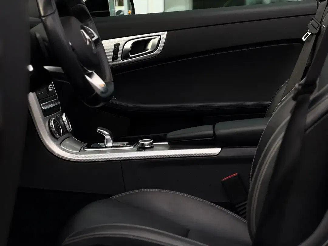 Mercedes-Benz SLC 200 - Thumbnail 11