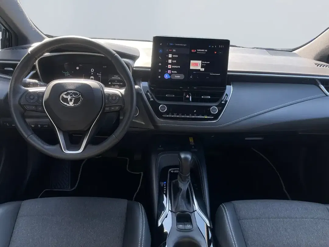 Toyota Corolla - Thumbnail 10