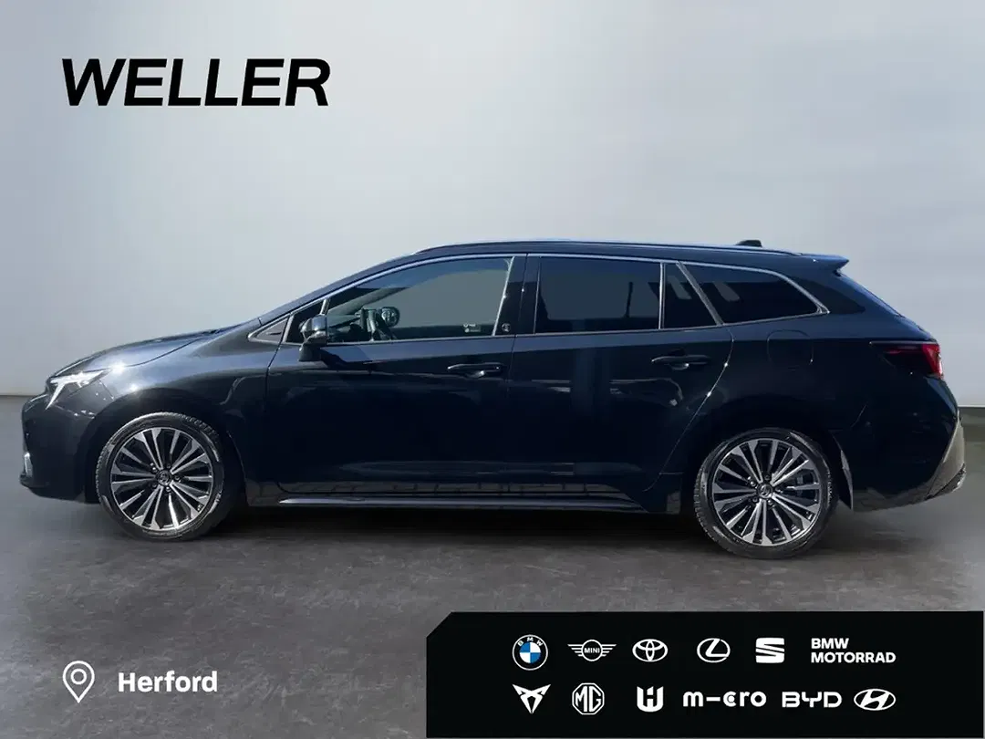 Toyota Corolla - Thumbnail 4