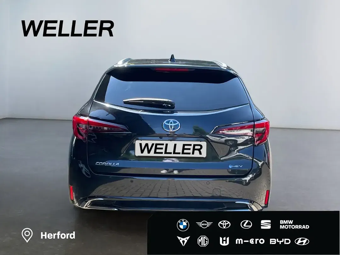 Toyota Corolla - Thumbnail 5