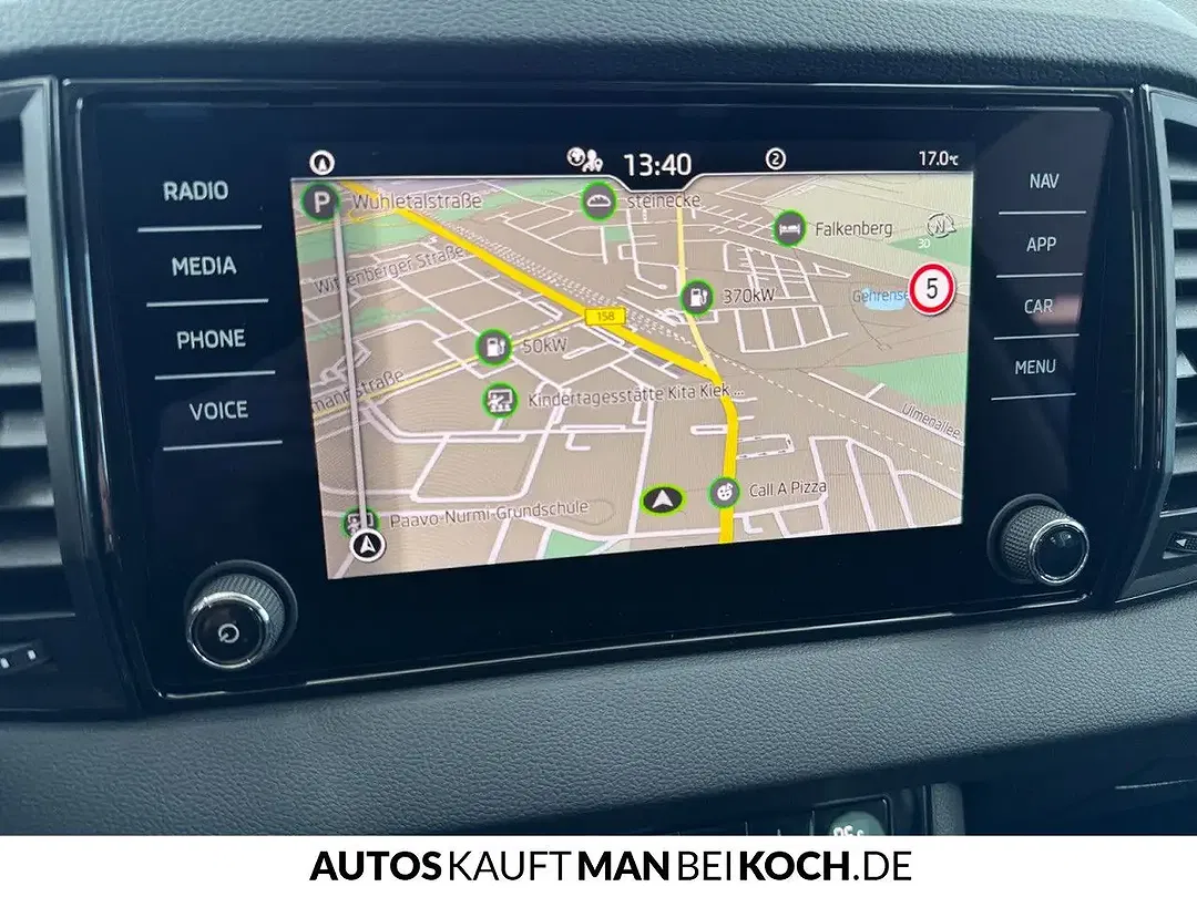 Skoda Karoq - Thumbnail 11