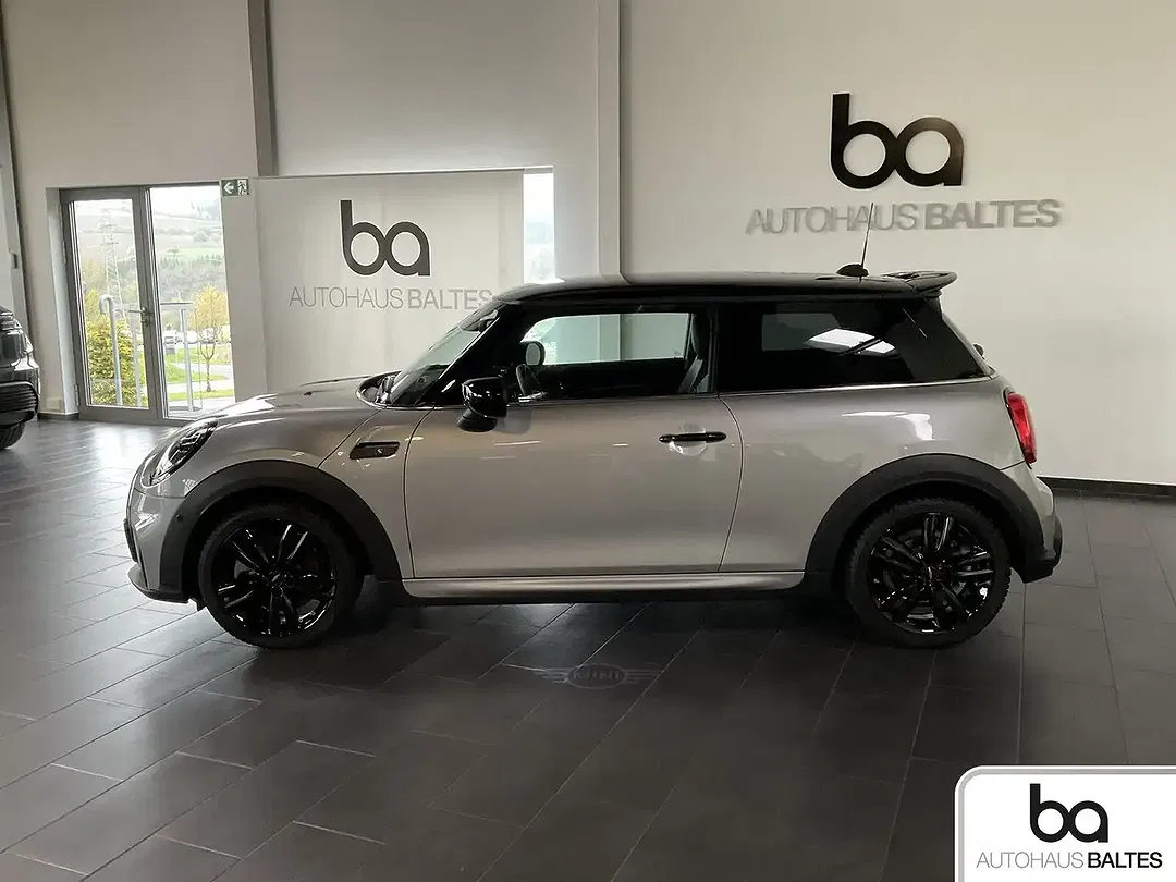 MINI Cooper S - Thumbnail 3
