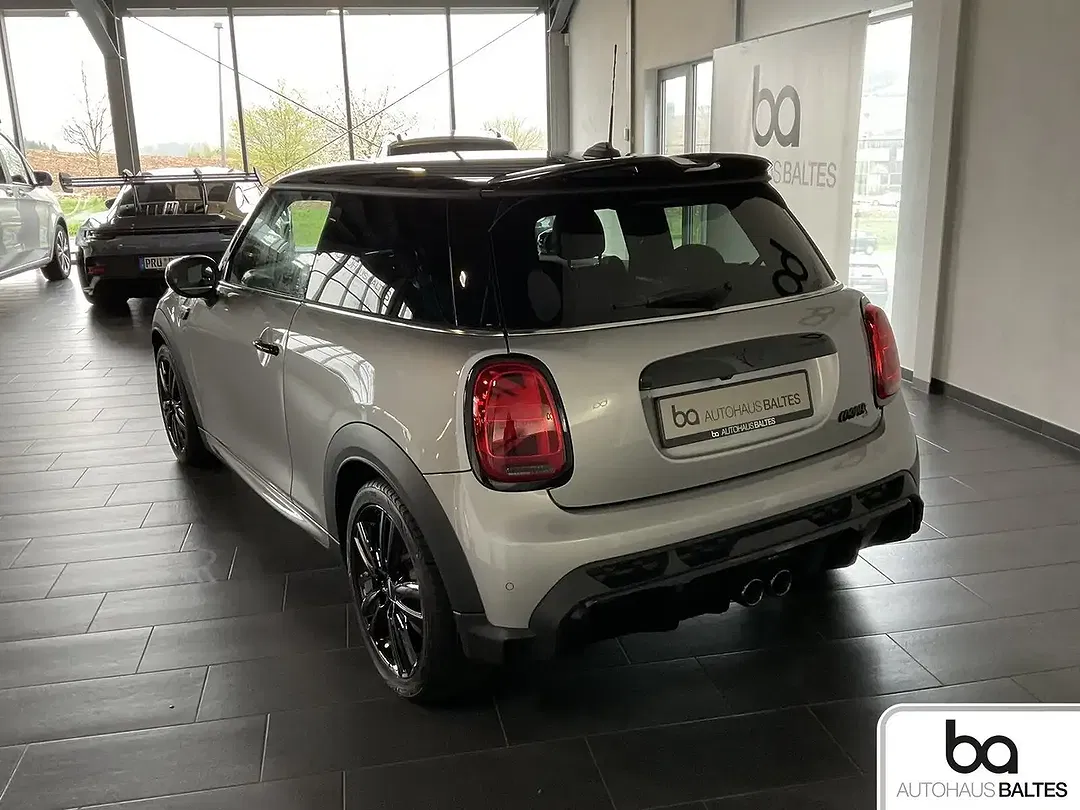 MINI Cooper S - Thumbnail 4