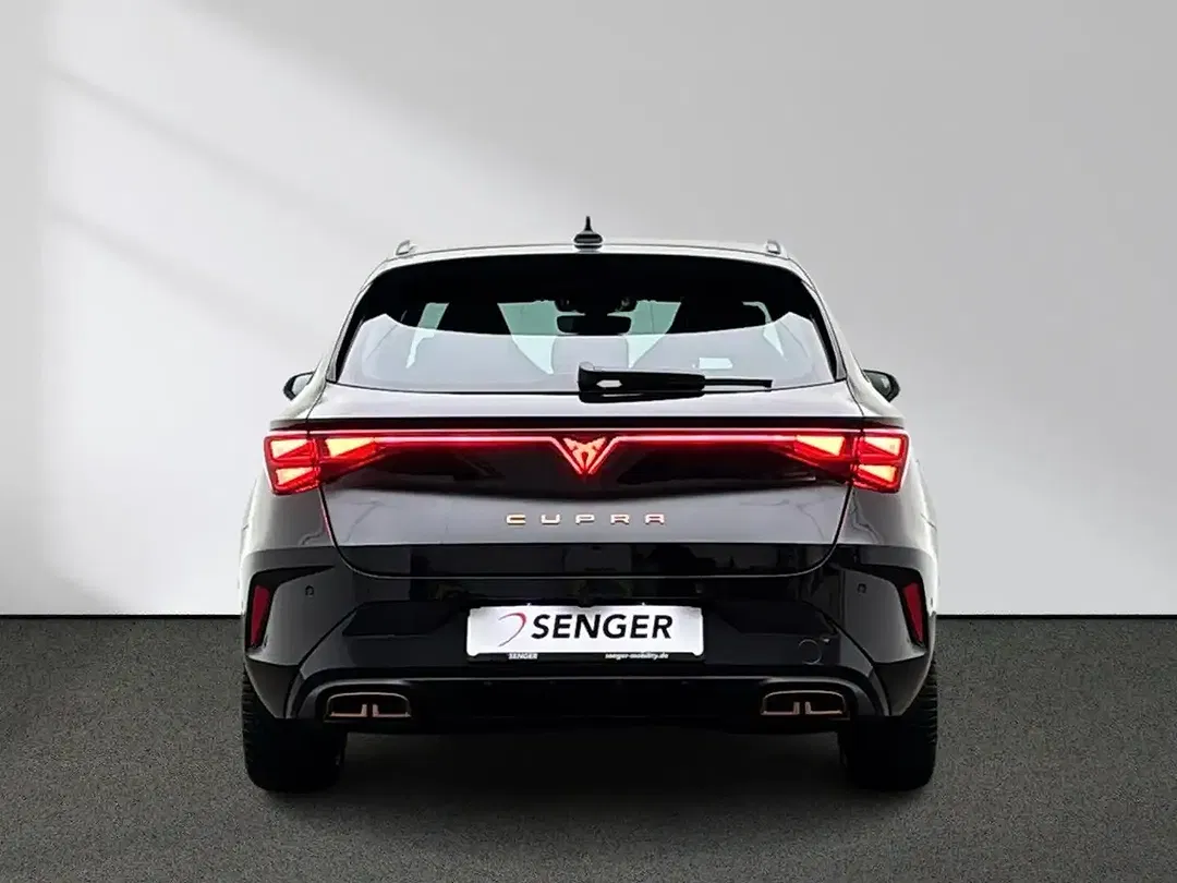 CUPRA Leon - Thumbnail 4