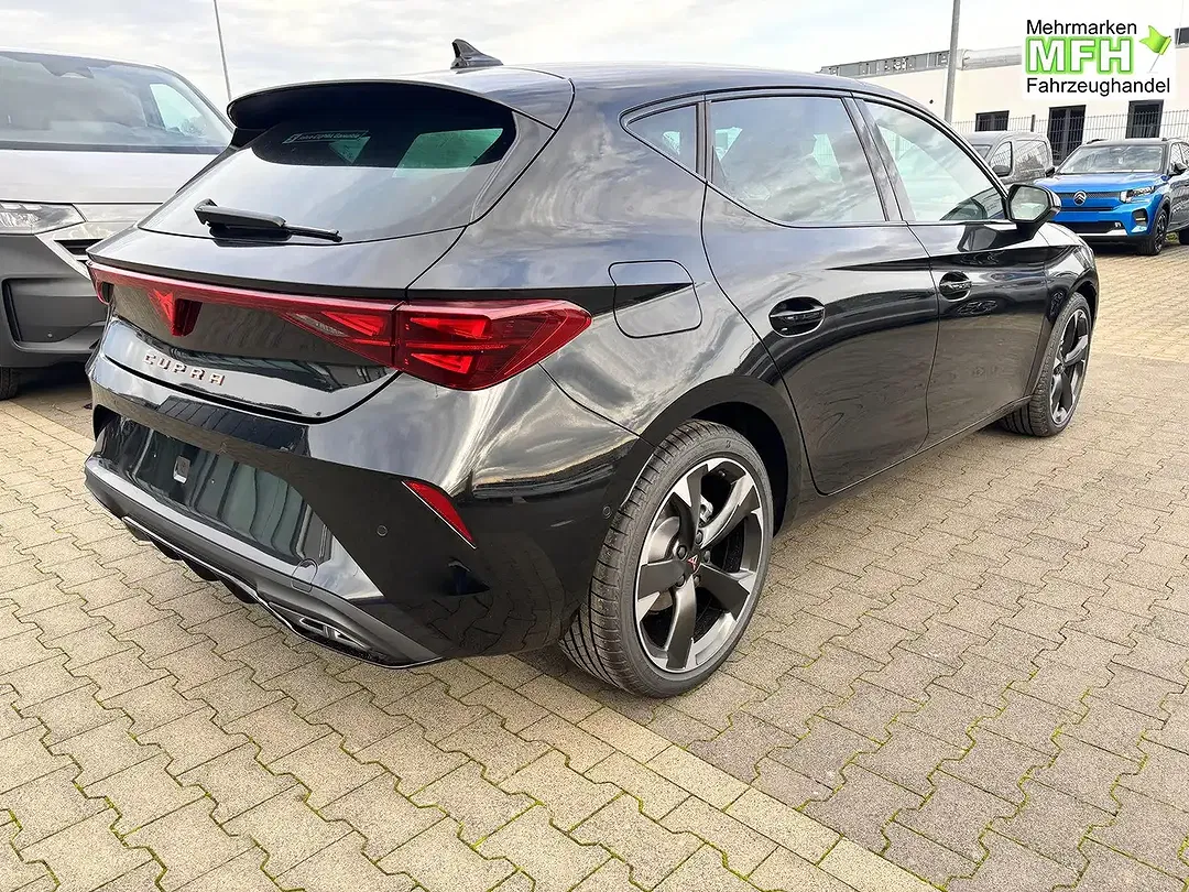 CUPRA Leon - Thumbnail 5