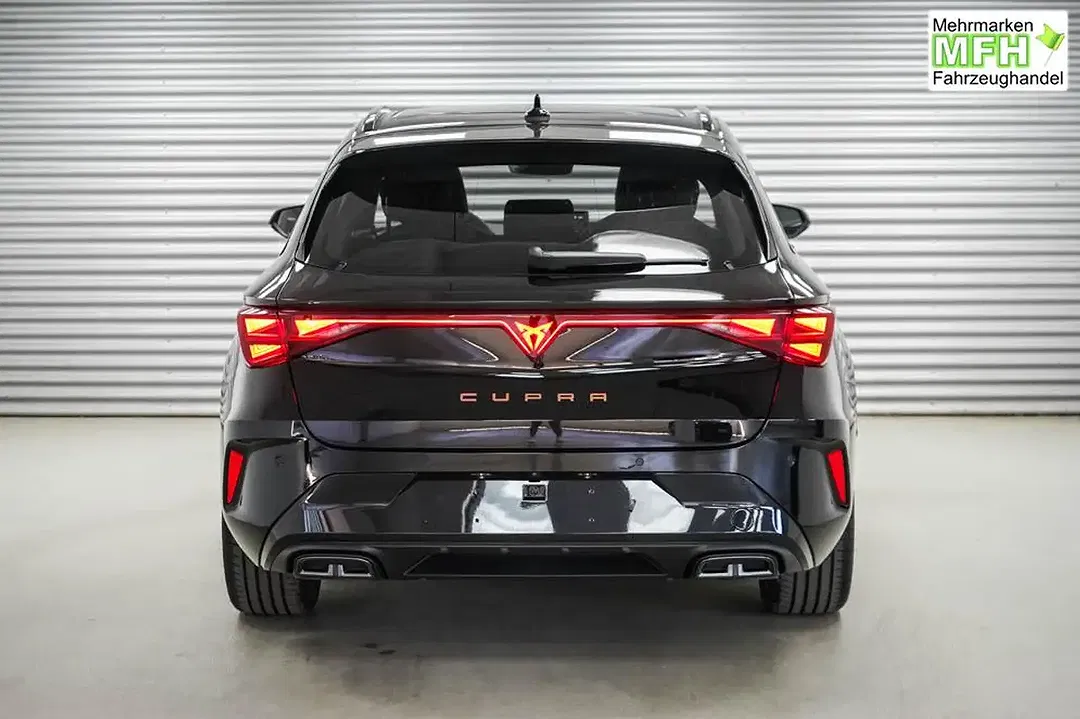 CUPRA Leon - Thumbnail 4