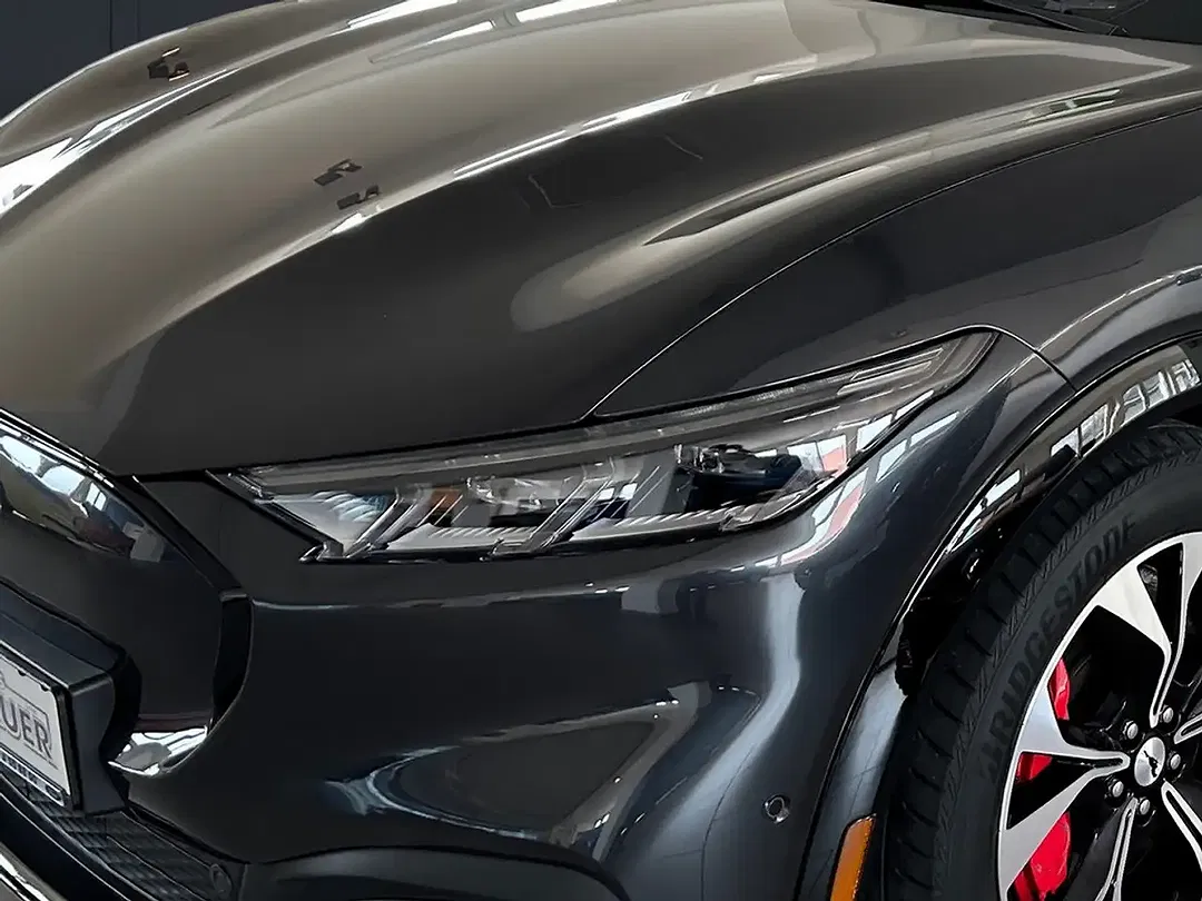 Ford Mustang - Thumbnail 6