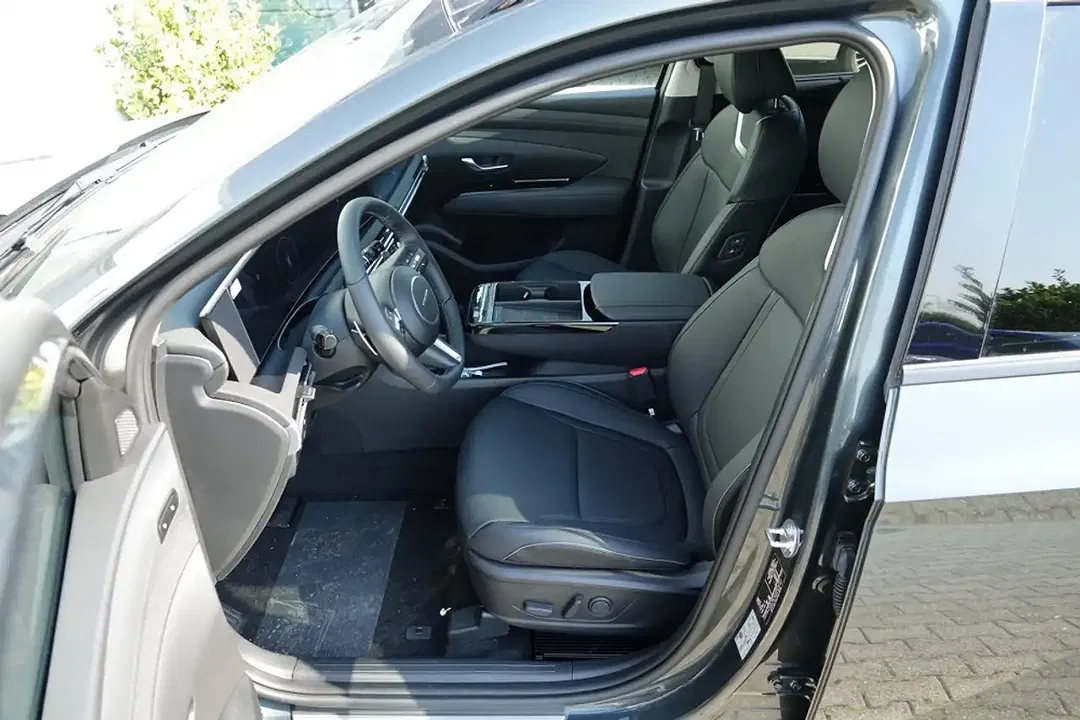 Hyundai TUCSON - Thumbnail 9