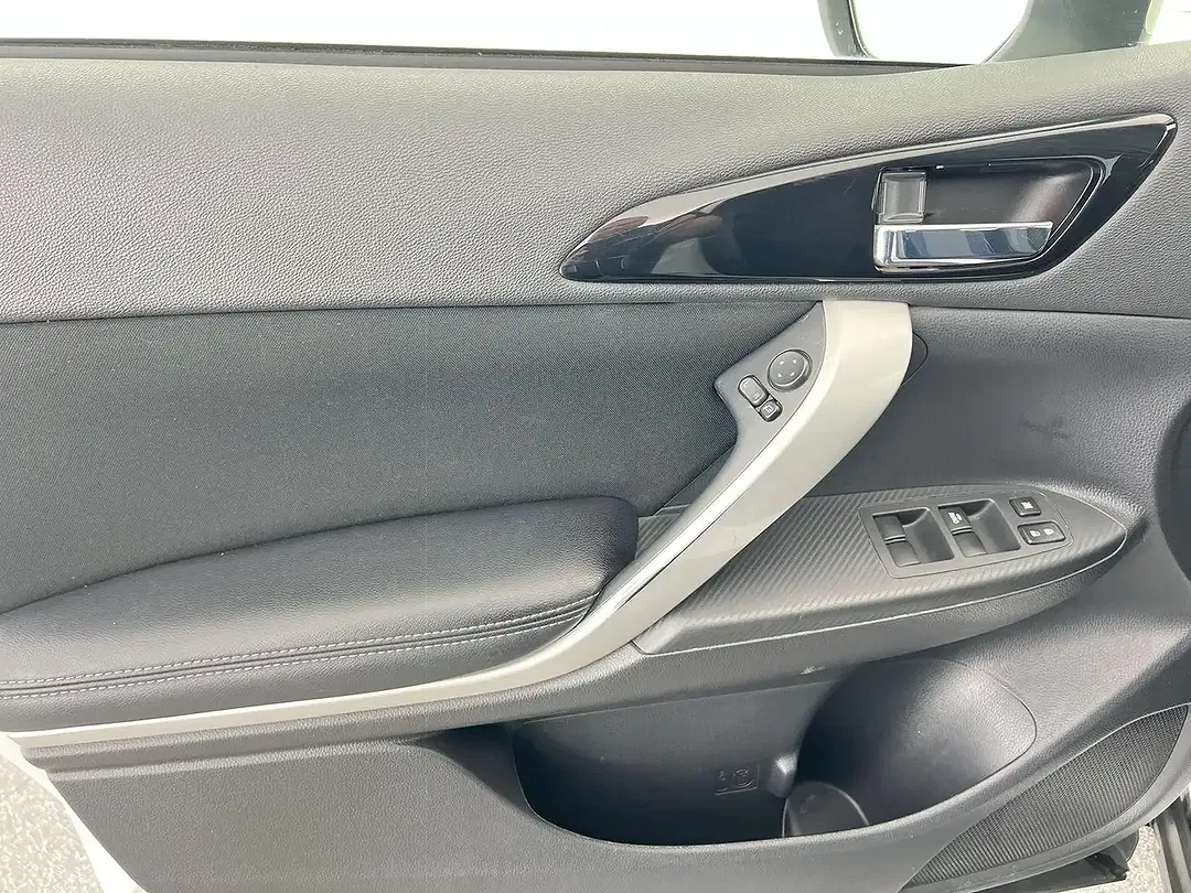 Mitsubishi Eclipse Cross - Thumbnail 11