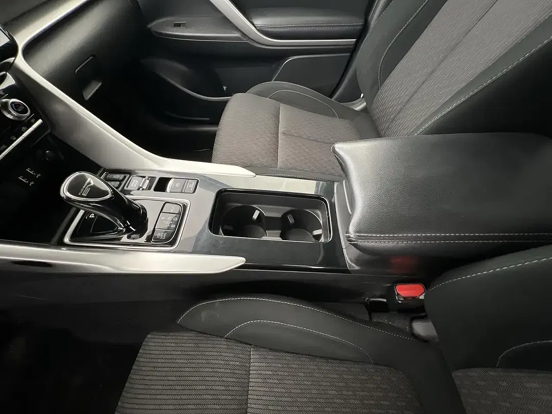 Mitsubishi Eclipse Cross - Thumbnail 14