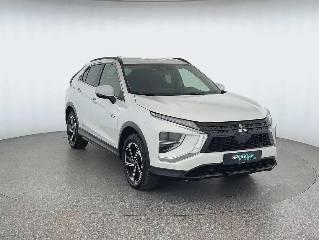 Mitsubishi Eclipse Cross - Thumbnail 3