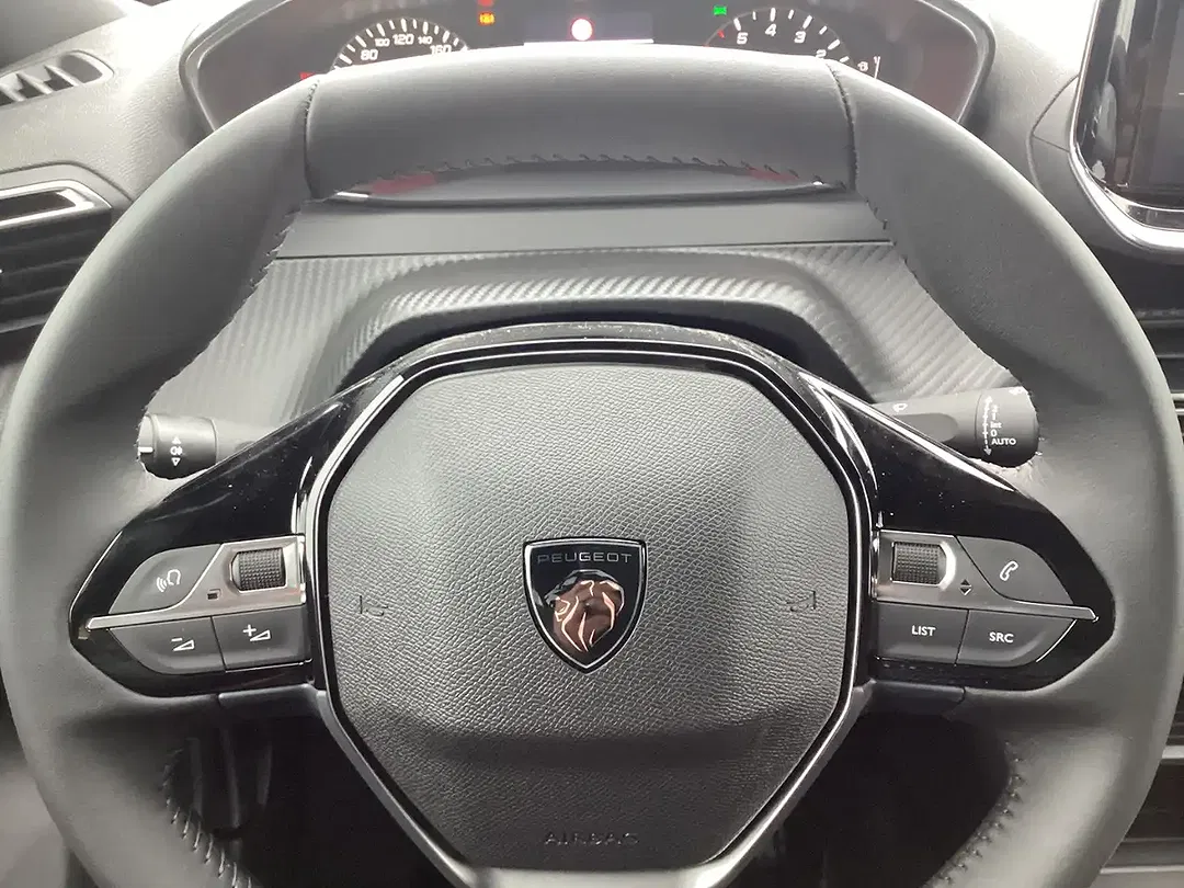 Peugeot 2008 - Thumbnail 15