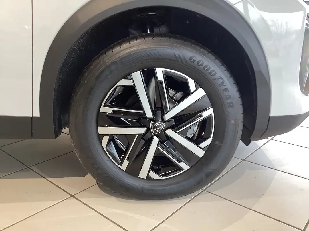 Peugeot 2008 - Thumbnail 9