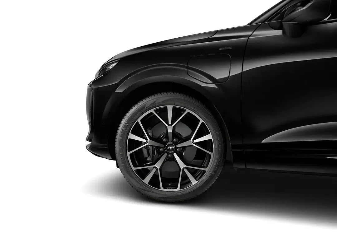 Audi Q3 - Thumbnail 4