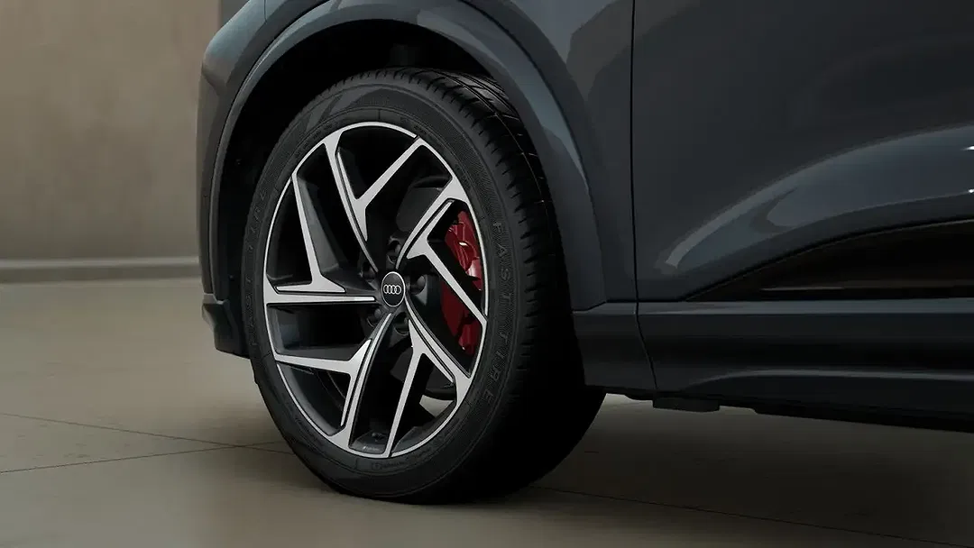 Audi Q6 e-tron - Thumbnail 8